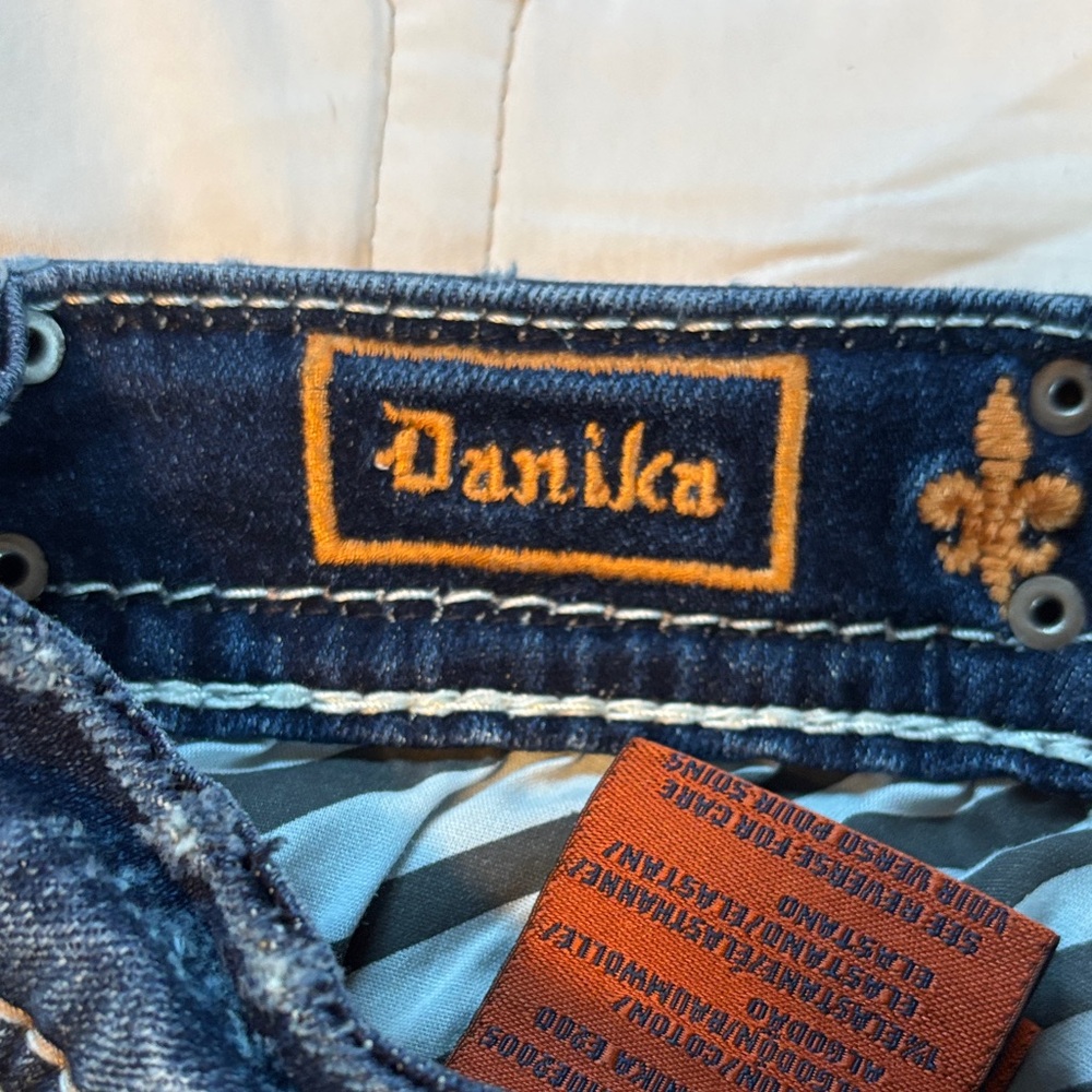 Rock Revival Jeans - Picture 4 of 10
